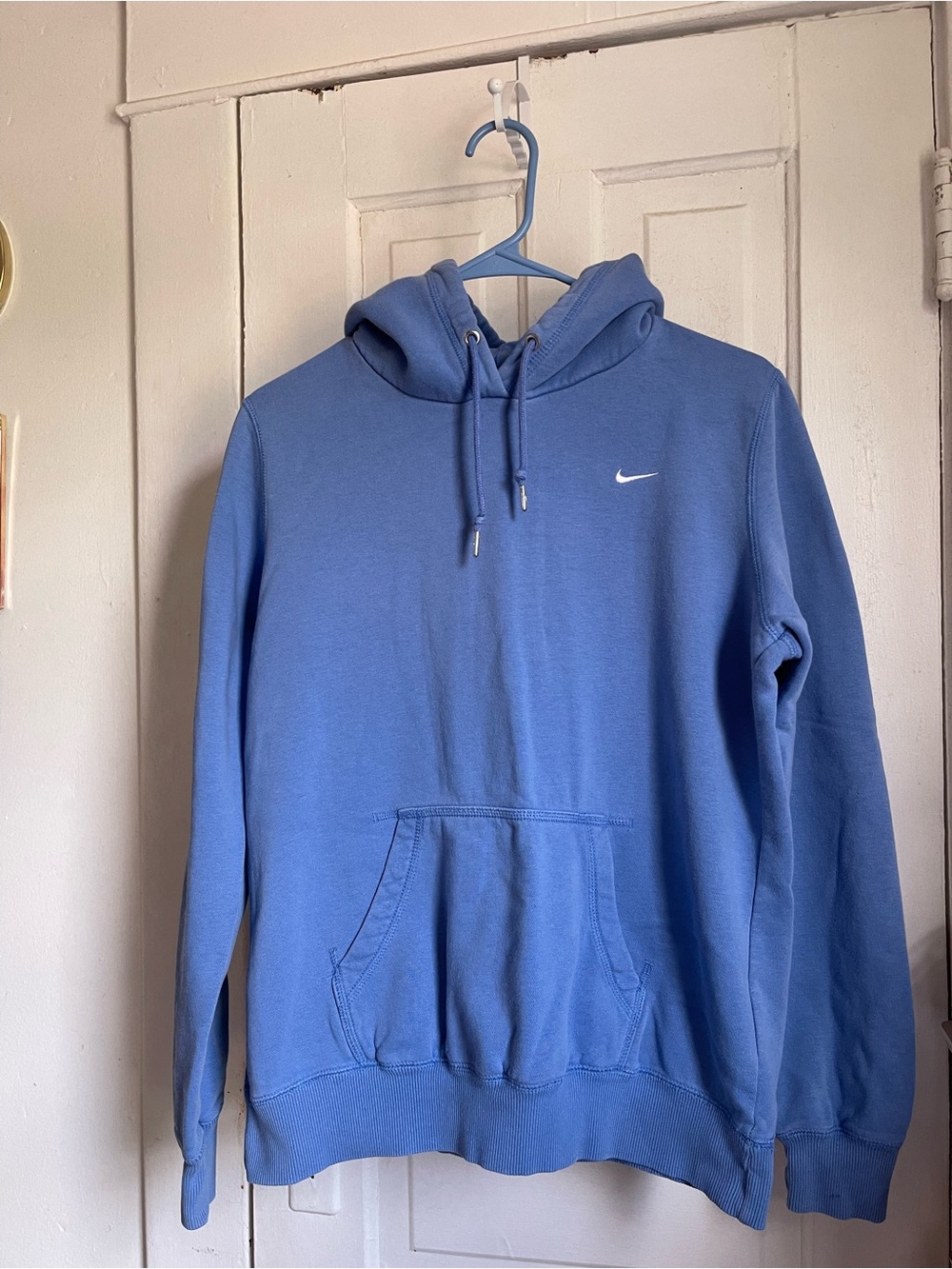 Nike Men's Light Blue Pullover Hoodie with Small Swoosh